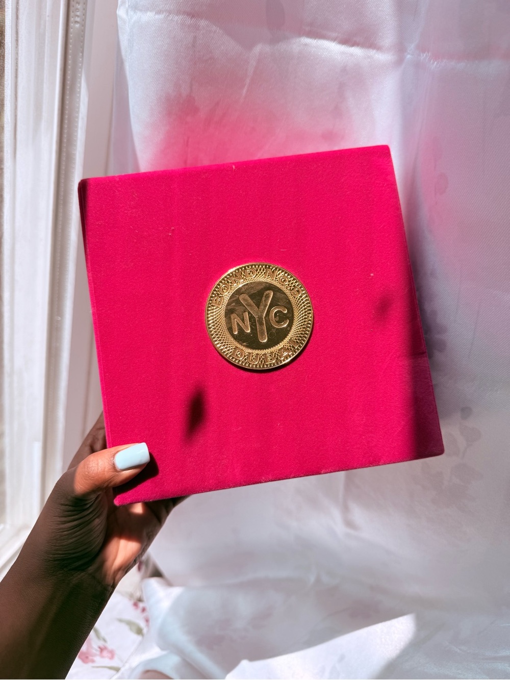 Bond No. 9 New York Hot Pink Box with Gold NYC Medallion
